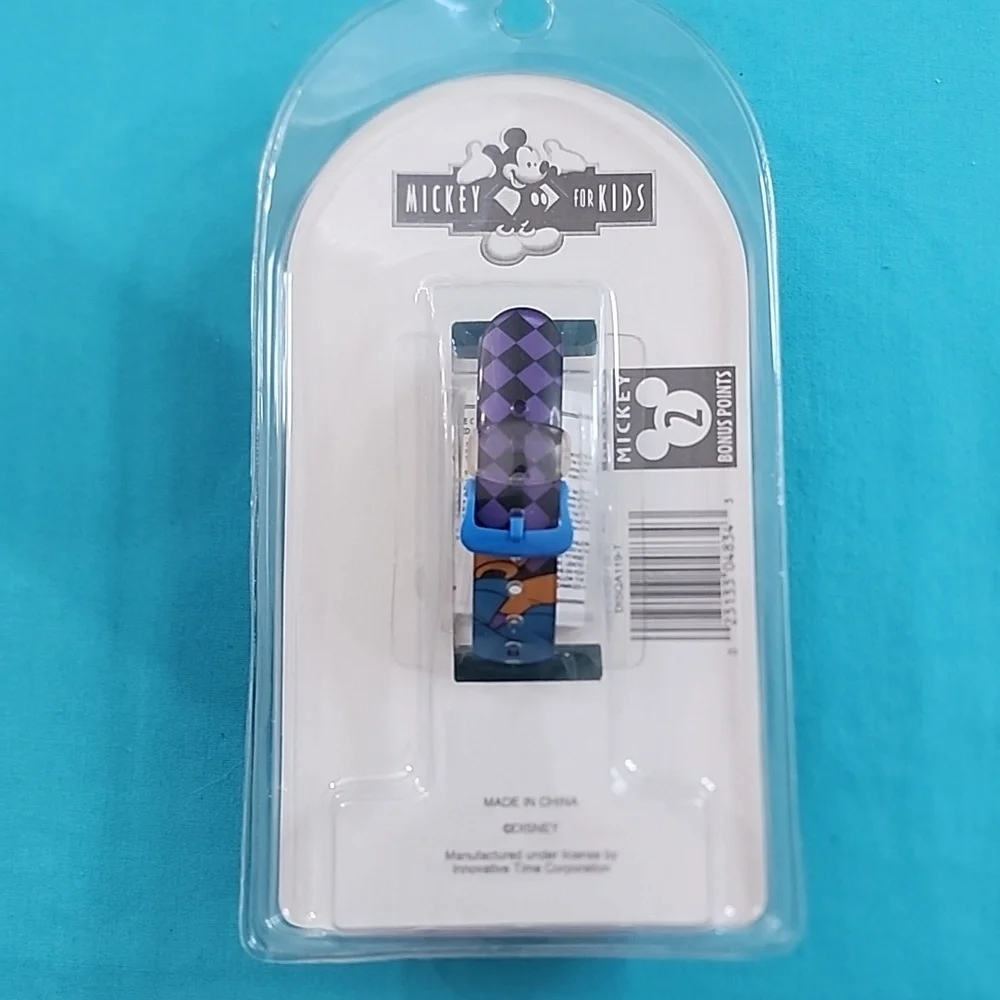 BNIB Mickey for Kids Goofy Watch